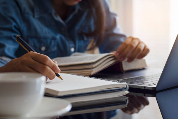 Why Copywriting Agencies Are Essential For Effective Marketing?