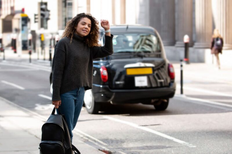 Smart Commuting: How to Spot a Cheap Taxi in Central London
